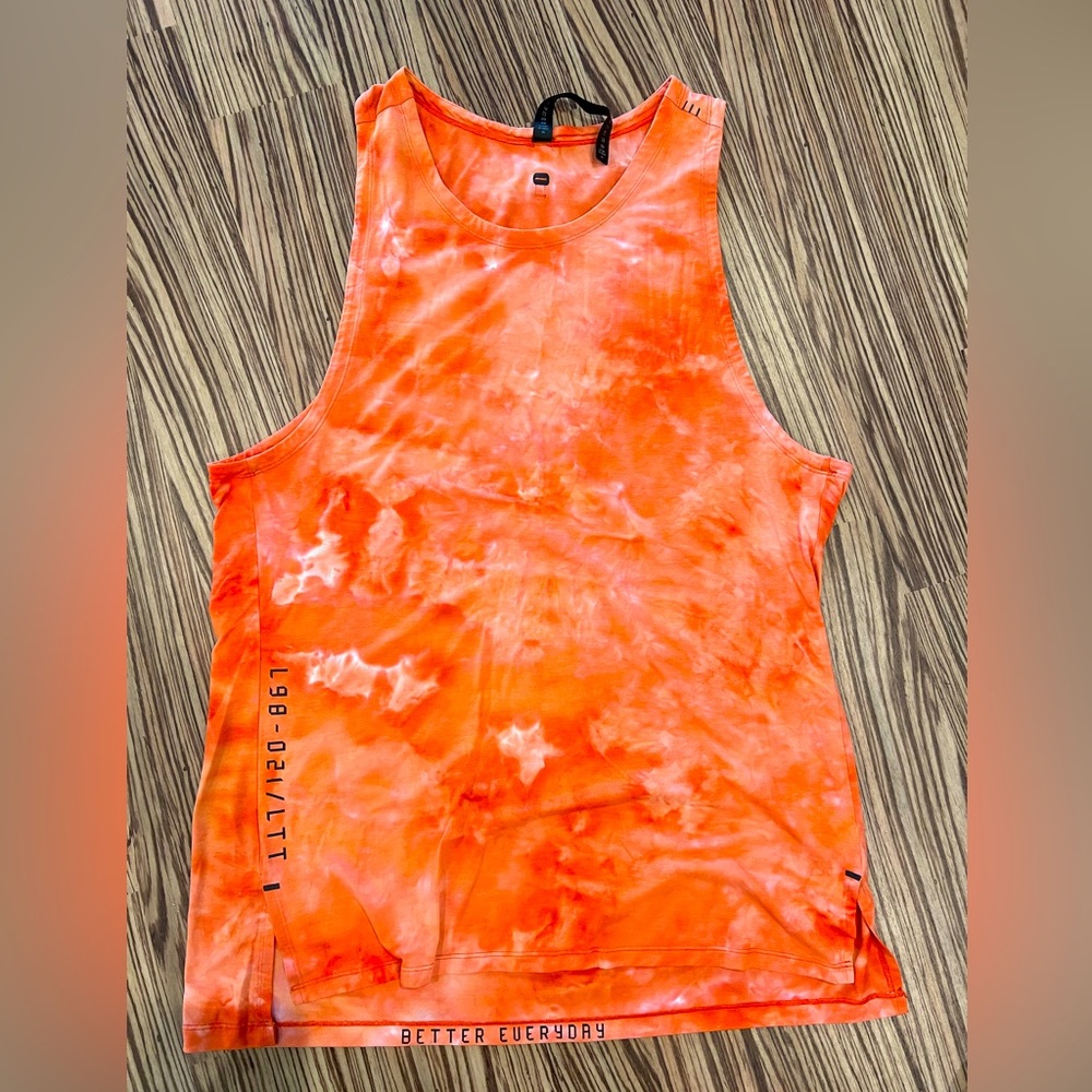 Lululemon workout shirt size L